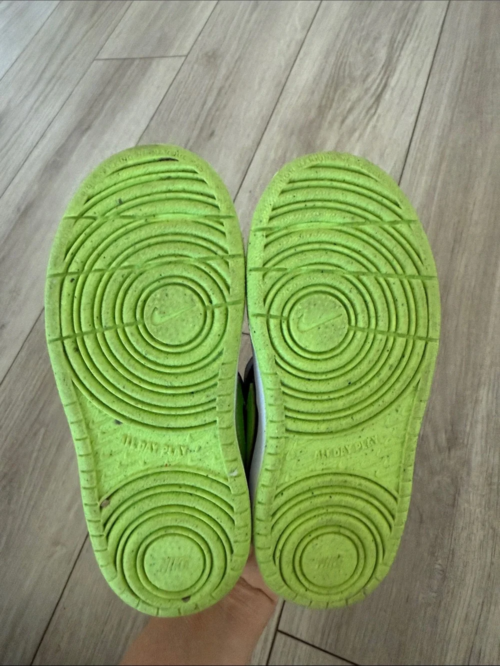 Nike Kids Court Borough Mid 2 Dark Obsidian/Lime Blast toddler 9C